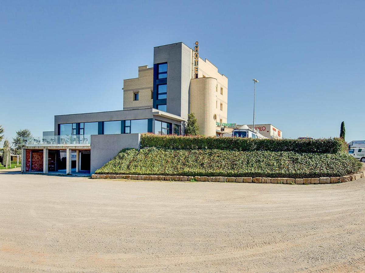 Hotel Restaurante Blanc I Negre 2 Agramunt Екстер'єр фото