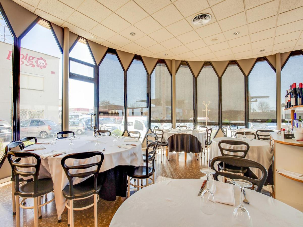 Hotel Restaurante Blanc I Negre 2 Agramunt Екстер'єр фото