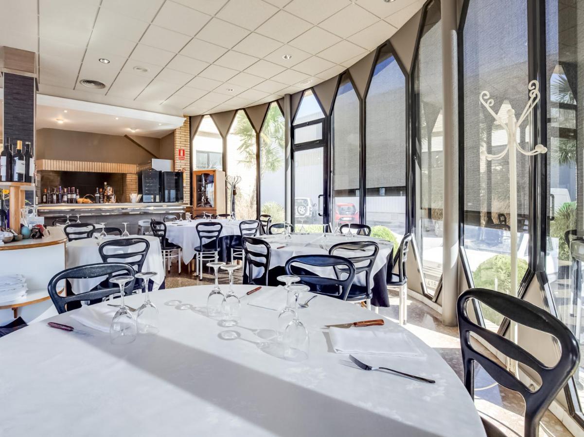 Hotel Restaurante Blanc I Negre 2 Agramunt Екстер'єр фото